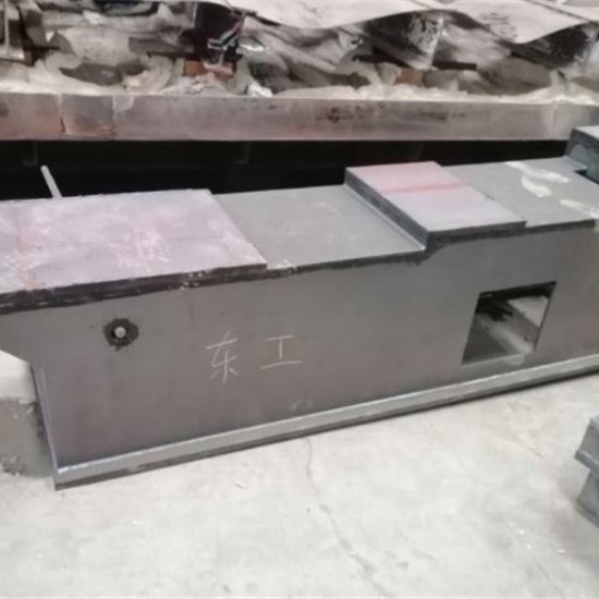 特大型打砂設(shè)備，對所有特大型金屬件表面打砂清除表面雜質(zhì)
